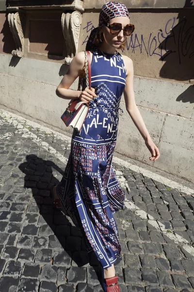 Look 2